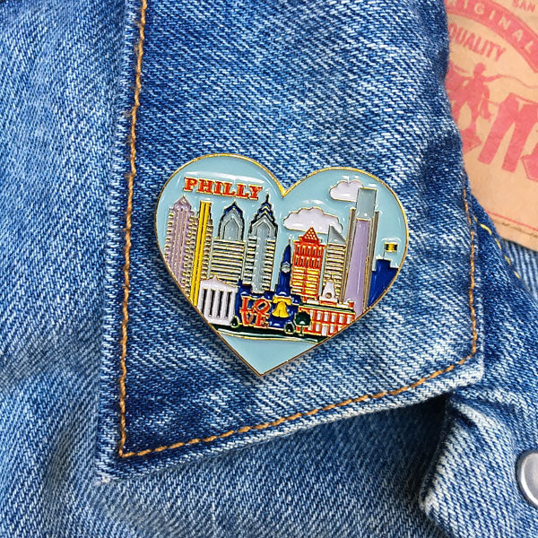 Pin - Philly Philadelphia Skyline Heart
