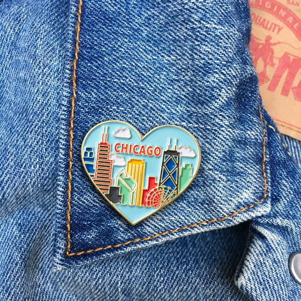 Pin - Chicago Skyline Heart