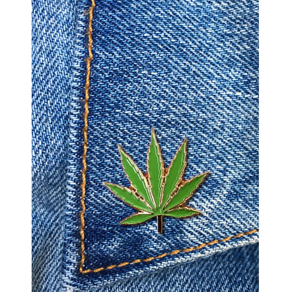 Pin - Marijuana Leaf